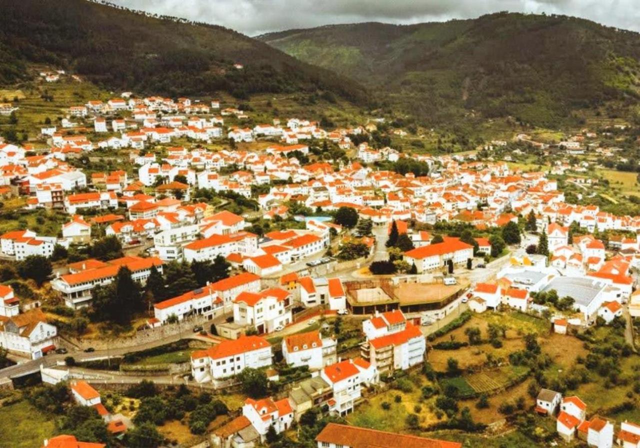 Vale Do Zezere Hotel Manteigas Bagian luar foto