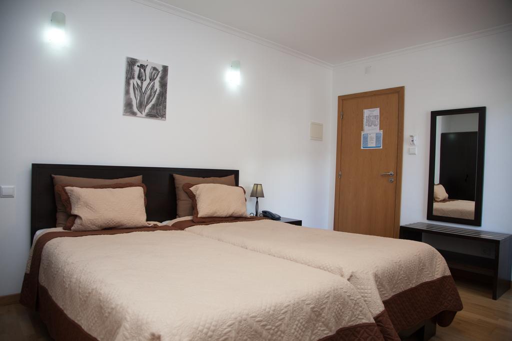 Vale Do Zezere Hotel Manteigas Bagian luar foto
